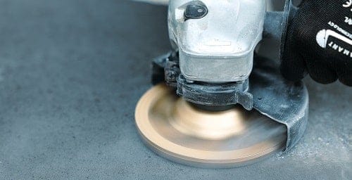 Beton, Estrich und Kleber schleifen mit dem Winkelschleifer: Standard, Turbo und Universal in 125 und 180 mm, PKD-Töpfe für Beschichtungen und Epoxidharz.